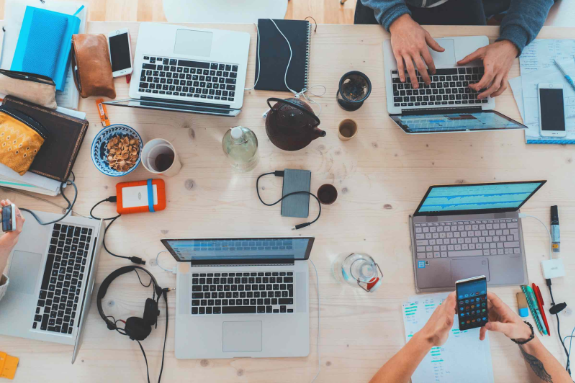 Membangun Brand Anda dengan Profesional di Era Digital Melalui Social Media Agency Jakarta