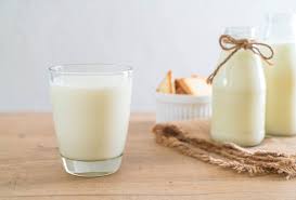 10 Manfaat Susu Sapi yang Jarang Diketahui untuk Kesehatan Tubuh